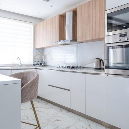 Modern & Luxurious Apartment - Prime Location San Pawl il-Baħar Kültér fotó