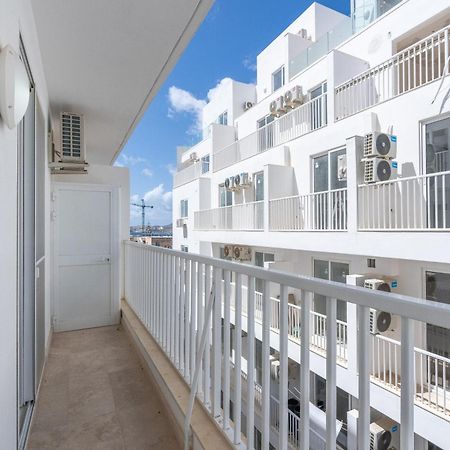 Modern & Luxurious Apartment - Prime Location San Pawl il-Baħar Kültér fotó